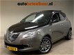 Lancia Y(psilon) - AUTOMAAT TWINAIR PLATINUM CLIMA OPEN DAK NAVI - 1 - Thumbnail