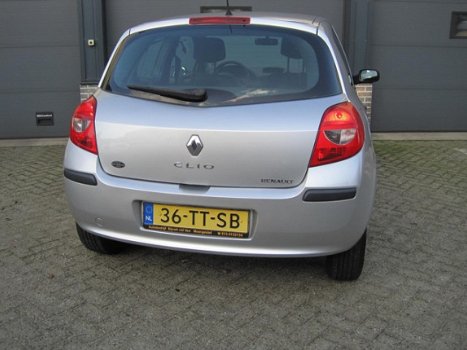 Renault Clio - Iii 1.2 16V EXTREME 3-DRS - 1