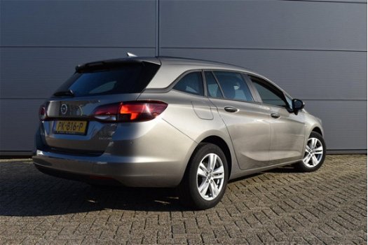 Opel Astra - 1.6CDTI 110PK BUSINESS+ NAVI/CAMERA - 1