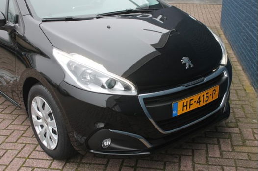 Peugeot 208 - 5drs 1.2 PureTech Blue Lease | Navigatie | Airco | Bluetooth | - 1