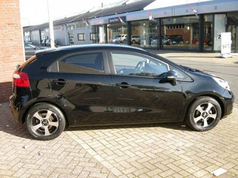 Kia Rio - 1.2 I 5DRS DESIGN EDITION - 1