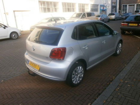 Volkswagen Polo - 1.4-16V Comfortline - 1