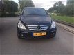 Mercedes-Benz B-klasse - 150 automaat, trekhaak, airco, parkeersensoren - 1 - Thumbnail