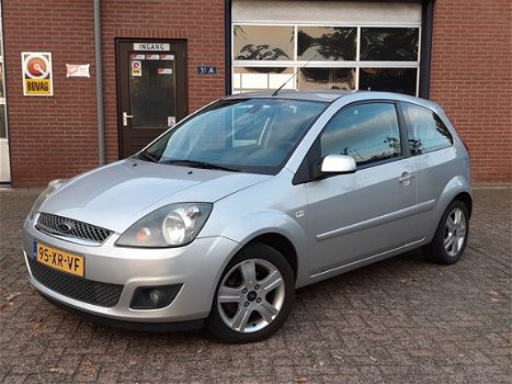 Ford Fiesta - 1.3i 8V Futura Airco 3-drs NL-auto LMV - 1