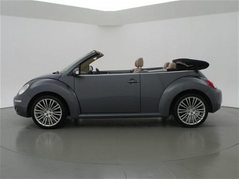 Volkswagen New Beetle Cabriolet - 1.9 TDI 105 PK + STOELVERWARMING / AFN. TREKHAAK - 1