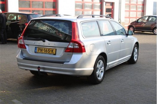 Volvo V70 - 2.0 Summum Automaat/Xenon/Trekhaak Incl Garantie - 1