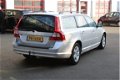 Volvo V70 - 2.0 Summum Automaat/Xenon/Trekhaak Incl Garantie - 1 - Thumbnail