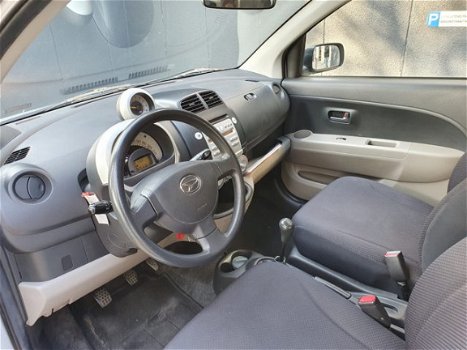 Daihatsu Sirion 2 - 1.3-16V Comfort Airco - 1