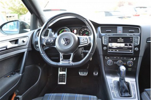 Volkswagen Golf - GTE 1.4 TSI HYBRID 204 pk / € 15.680 EXCL. BTW - 1