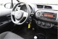 Toyota Yaris - 1.0 VVT-i Comfort Met Airco, LM-Velgen, CV ( Vestiging - Vianen ) - 1 - Thumbnail