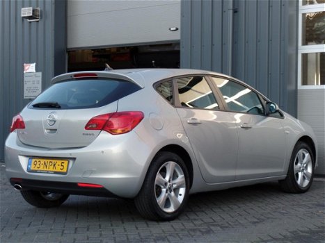 Opel Astra - 1.4 Turbo Edition 140Pk Navigatie Airco Cruisecontrol Parkeersensoren Dealer onderhoude - 1