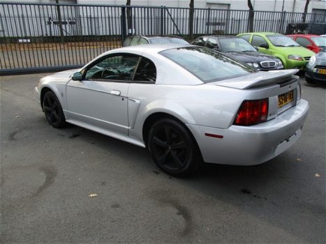 Ford Mustang - MUSTANG COUPE 3.8 V 6 - 1