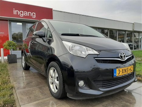 Toyota Verso S - 1.3 VVT-i 99pk Aspiration | LM Velgen, Parkeercamera, Airco - 1