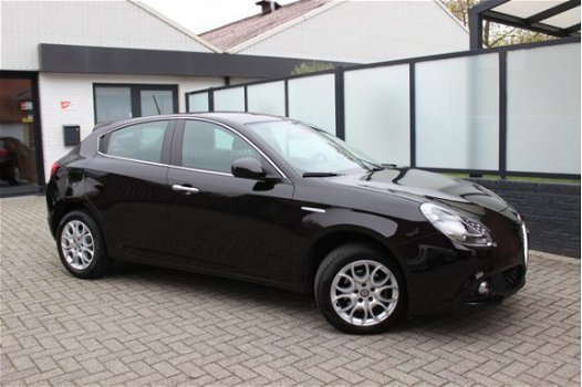 Alfa Romeo Giulietta - 1.4 Turbo LEER NAVI CRUISE PDC 42000KM 1e EIG - 1