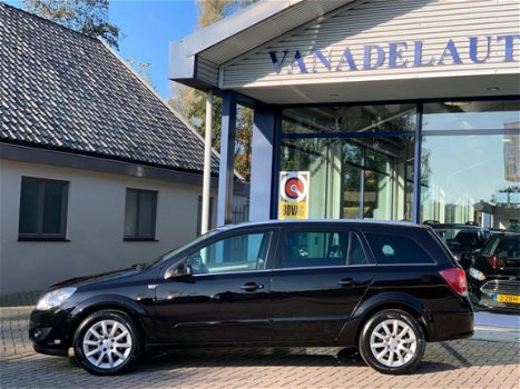 Opel Astra - 1.8 Temptation Aut. Navi Airco Cruise Trekhk NL-Auto NAP Dealeronderhouden - 1