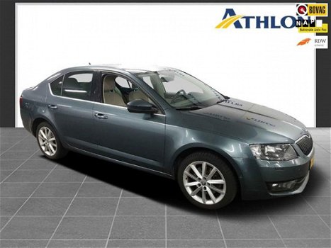 Skoda Octavia - 1.8 TSI Greentech Style Businessline Navigatie, Pdc, Lv, Ecc - 1