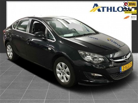 Opel Astra - 1.6 CDTi Business + Navigatie, parkeersensoren, lichtmetalenvelgen - 1