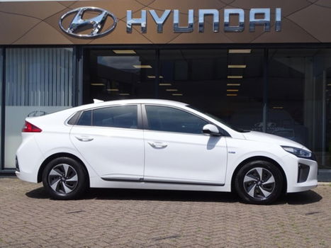 Hyundai IONIQ - 1.6 Hybrid Comfort * Incl. BTW / Navigatie / - 1