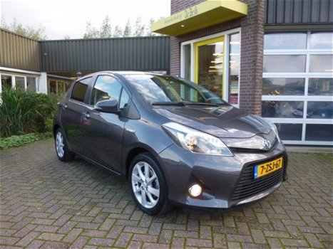 Toyota Yaris - 1.5 Full Hybrid Dynamic , Climate Control, Keyless entry, Achteruitrijcamera - 1