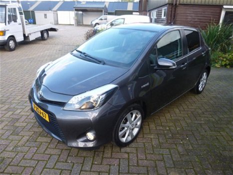 Toyota Yaris - 1.5 Full Hybrid Dynamic , Climate Control, Keyless entry, Achteruitrijcamera - 1