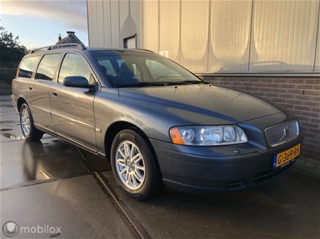 Volvo V70 - 2.4 Kinetic [dealer onderhouden] - 1