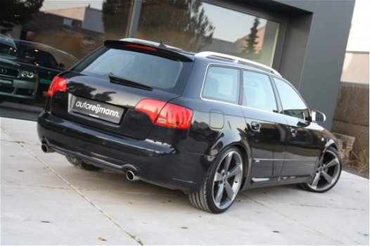 Audi A4 Avant - 1.8 T 2 x S-Line // 19