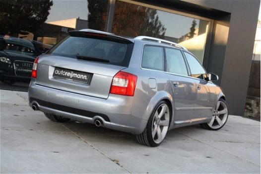 Audi A4 Avant - BEX 1.8 T 2 x S-Line // 19