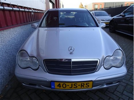 Mercedes-Benz C-klasse - 200 CDI Elegance // Eerste eigenaar // 200 DKM NAP // Yongtimer // - 1