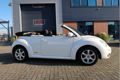 Volkswagen New Beetle Cabriolet - 1.6 Highline Freestyle Airco Sportvelgen 16 inch Cabrio elektrisch - 1 - Thumbnail