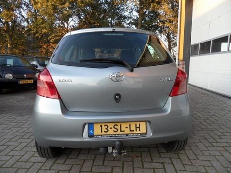 Toyota Yaris - 1.3 VVTi Terra NETTE AUTO - 1