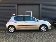 Renault Clio - 1.6 16V Excep