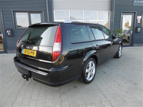 Ford Mondeo Wagon - 2.5 V6 Titanium Automaat - 1