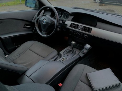 BMW 5-serie - 520i High Executive - 1