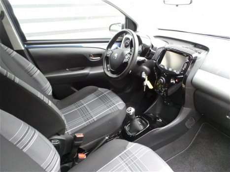 Peugeot 108 - Allure 1.0 e-VTi 68pk *TOUCHSCREEN - 1