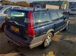 Volvo V70 Cross Country - 2.4 T - 1 - Thumbnail