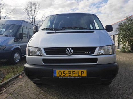 Volkswagen Transporter - 2.5 TDI 292 T800 Base 2.5 tdi rolstoelbus airco - 1