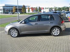 Volkswagen Golf - 1.2 TSI Comfortline