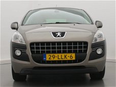 Peugeot 3008 - 1.6 120pk Première | Panoramadak | Parkeersensoren | 17" Lm velgen | Climate contr. |