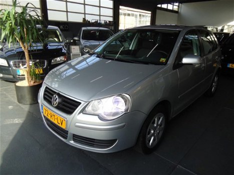 Volkswagen Polo - 1.2-12V Trendline LPG G3 UNIEKE AUTO - 1