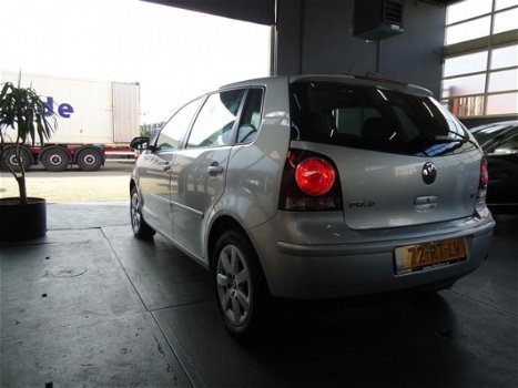 Volkswagen Polo - 1.2-12V Trendline LPG G3 UNIEKE AUTO - 1