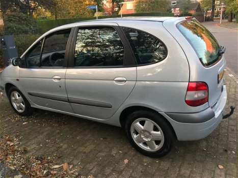 Renault Scénic - 1.6-16V Authentique - 1