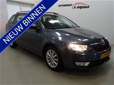 Skoda Octavia Combi - 1.6 TDI Ambition Businessline AUTOMAAT-NAVI-CRUISE-PDC