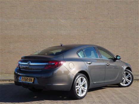 Opel Insignia - 1.4 T 140PK Edition Achteruitrijcamera | Dode hoek detectie | Climate Control | Navi - 1