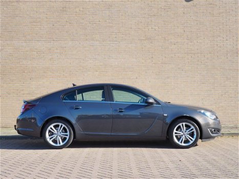 Opel Insignia - 1.4 T 140PK Edition Achteruitrijcamera | Dode hoek detectie | Climate Control | Navi - 1