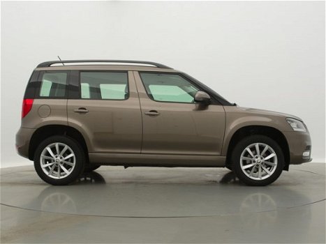 Skoda Yeti Outdoor - 1.2 TSI Ambition XW52375 | Automaat | Airco | Cruise | CD | Radio | MP3 | Parke - 1