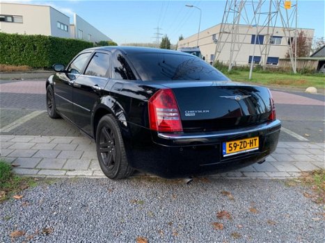 Chrysler 300C - 3.0 V6 CRD | NAVI | XENON | LEDEREN BEKLEDING | NETTE AUTO - 1