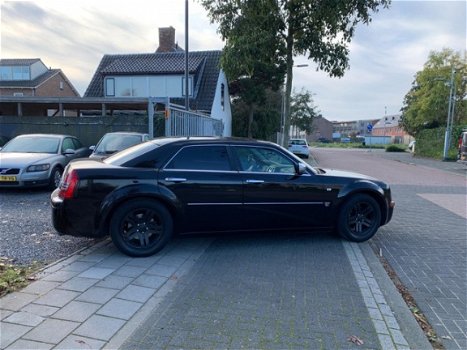 Chrysler 300C - 3.0 V6 CRD | NAVI | XENON | LEDEREN BEKLEDING | NETTE AUTO - 1