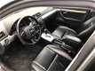 Audi A4 - 2.0 Pro Line Business , leer, navigatie, automaat - 1 - Thumbnail