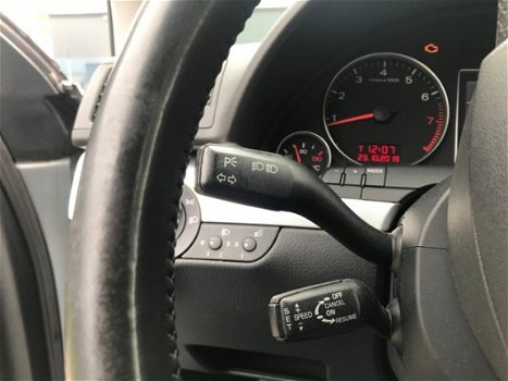 Audi A4 - 2.0 Pro Line Business , leer, navigatie, automaat - 1