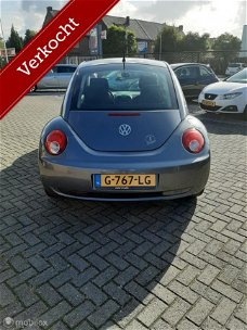 Volkswagen New Beetle - 1.6 Trendline